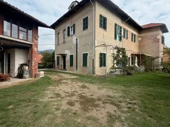 Appartamento con 5 locali in vendita in Frazione Fretta, Piatto