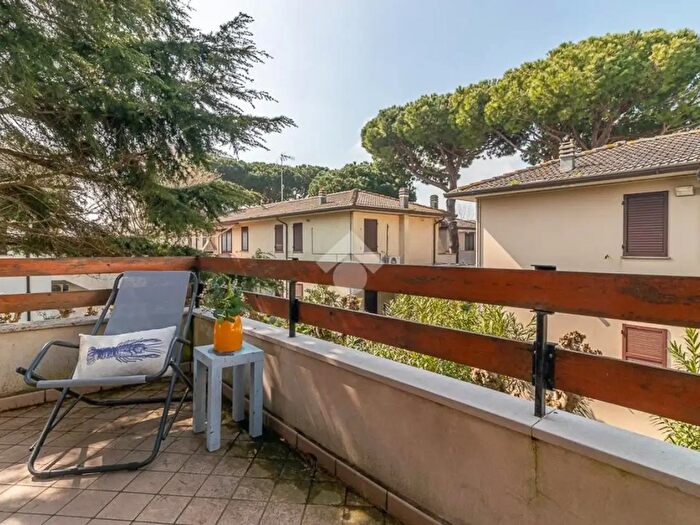 Appartamento trilocale in affitto in Via Bertinoro, Ravenna