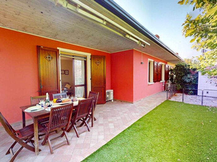 Appartamento quadrilocale in affitto in Via Montanina, Montanina, Manerba del Garda