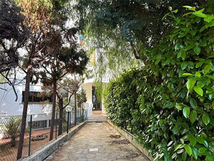 Appartamento quadrilocale in vendita in Via De Pinedo Brindisi, Brindisi