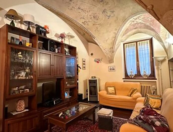 Appartamento quadrilocale in vendita in Via Zandonini, Rovato