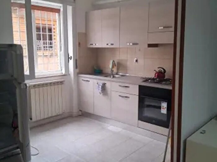 Appartamento bilocale in vendita in Via Tifeo, Roma