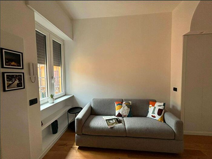 Appartamento monolocale in affitto in Via Carlo Farini, Farini, Milano