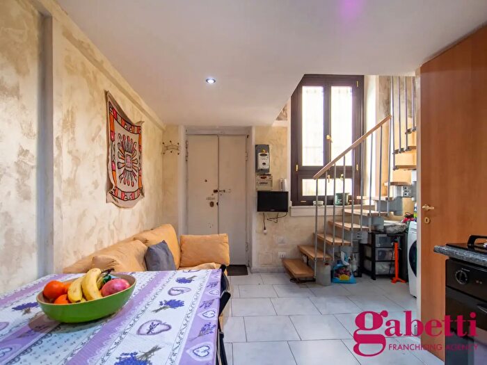 Appartamento monolocale in affitto in Via Padova, Milano