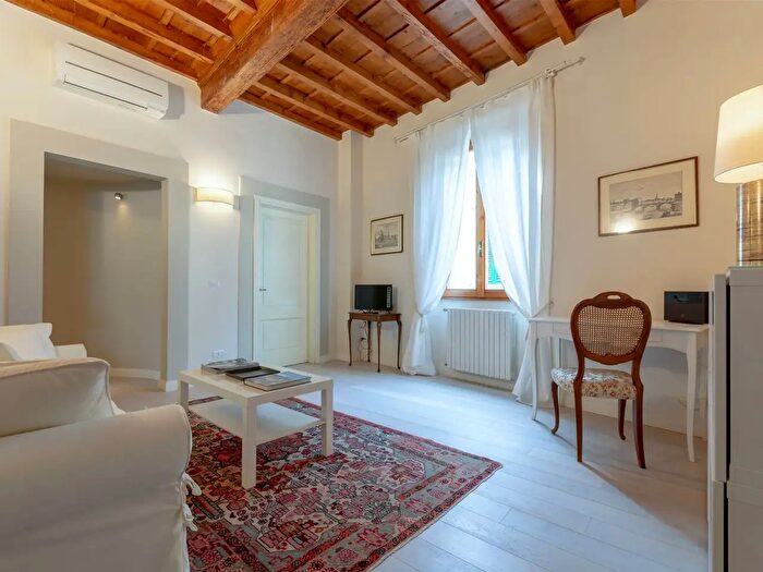Appartamento quadrilocale in affitto in Firenze