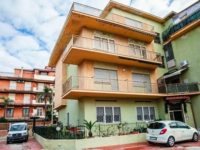 Appartamento trilocale in vendita in Via Germania, Pomezia