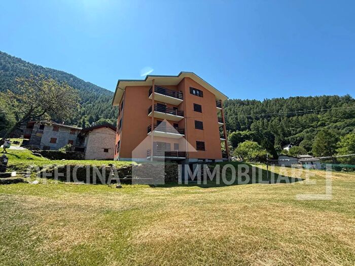 Appartamento trilocale in vendita in Sueglio