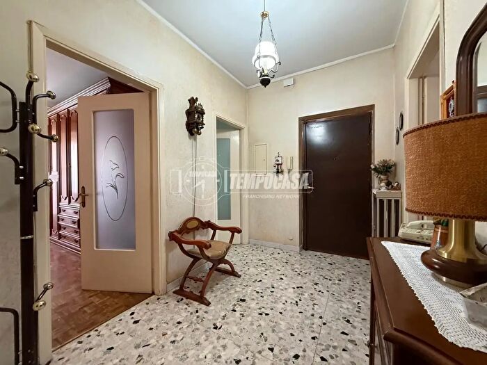 Appartamento trilocale in vendita in Via GArduino, Grugliasco