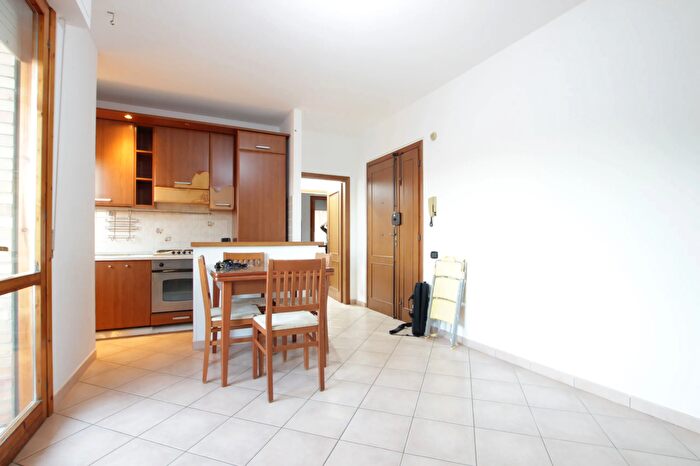 Appartamento trilocale in vendita in Via R Panzieri, Castelnuovo Berardenga