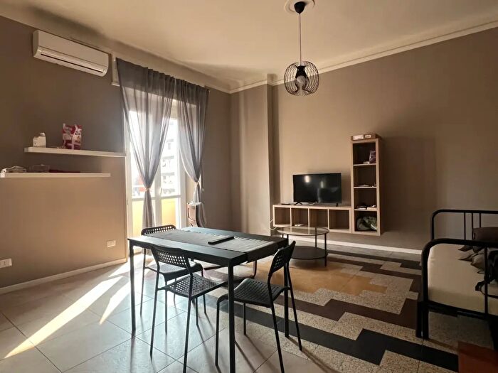 Appartamento bilocale in affitto in Via Sofonisba Anguissola, Milano