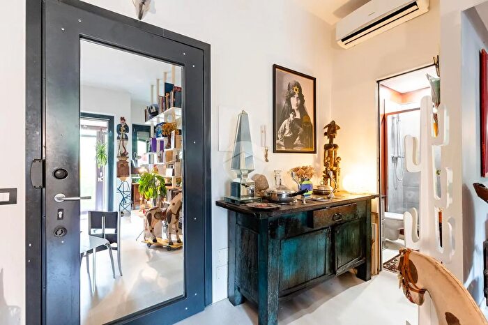 Appartamento bilocale in vendita in Via Roccaporena, Roma