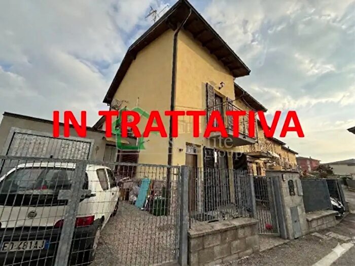 Casa con 5 locali in vendita in Via Regina Sacchi, Villanova Del Sillaro