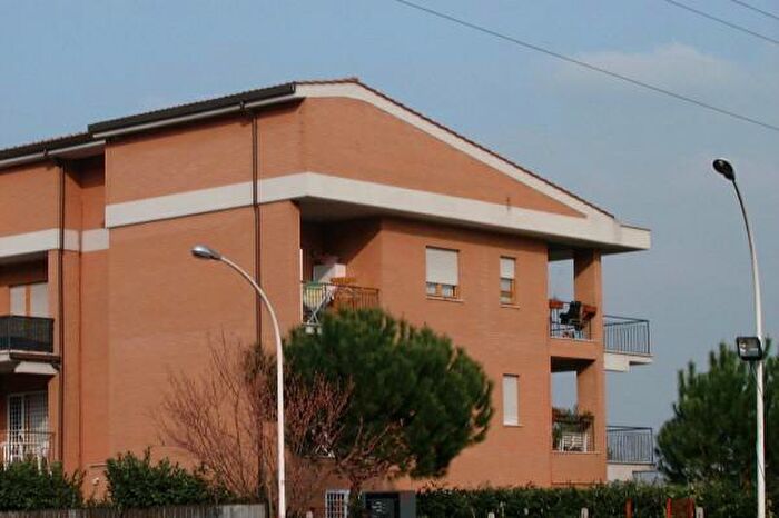 Casa monolocale in vendita in Via Tiberina, Roma