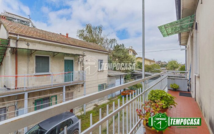 Appartamento bilocale in vendita in Via Agnesi, Cava Manara