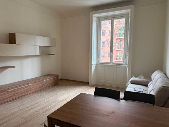 Appartamento trilocale in affitto in San Siro, Milano