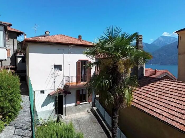 Casa con 5 locali in vendita in Via Cesare Battisti, San Siro