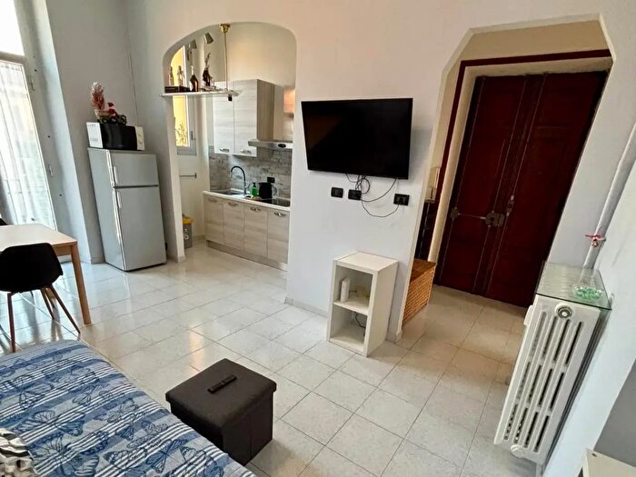 Appartamento bilocale in affitto in Via Tunisi, Torino