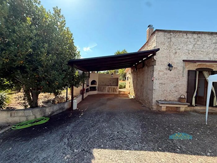 Casa bilocale in vendita in Contrada Ulmo, Ceglie Messapica