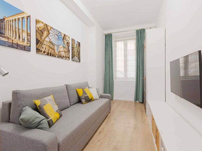 Appartamento bilocale in affitto in Via Ponte Vetero, Brera, Milano