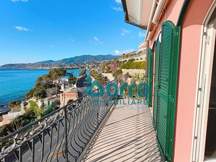 Appartamento quadrilocale in affitto in Corso Giuseppe Mazzini, La Brezza Tre Ponti, Sanremo