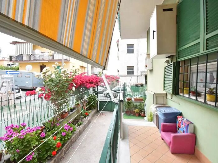 Appartamento trilocale in vendita in Via Guglielmo Marconi, Pollena Trocchia