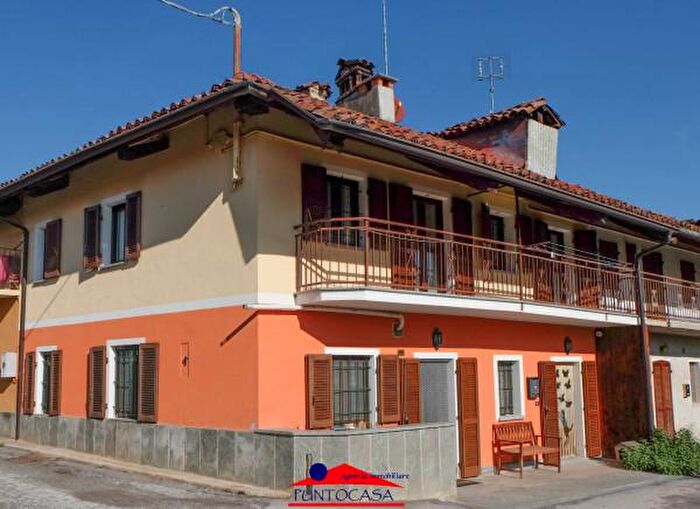 Appartamento quadrilocale in vendita in Via Giovanni Trimaglio, Busca