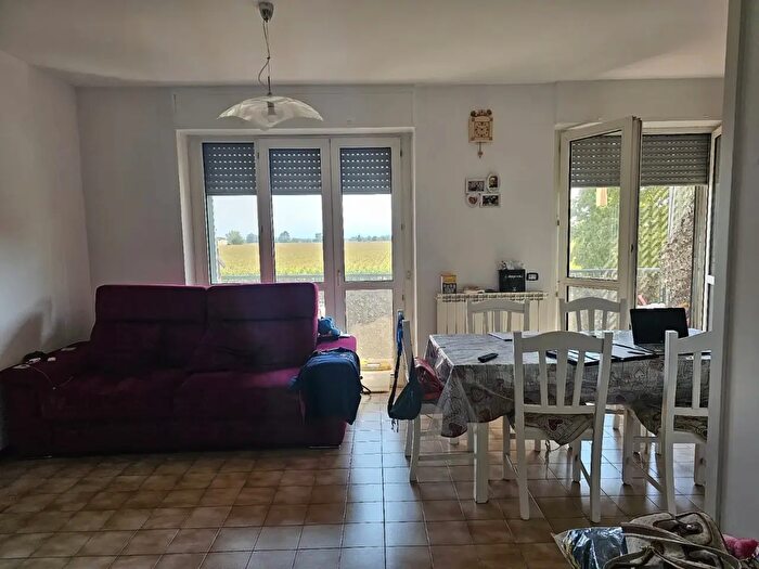 Appartamento trilocale in vendita in Via Giuseppe Turbini, Piacenza