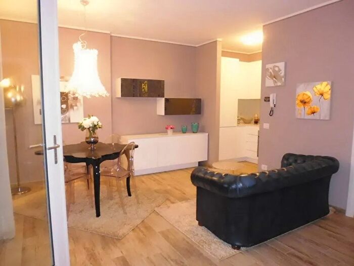 Casa bilocale in affitto in Via Ammiraglio Morin a, Forte Dei Marmi