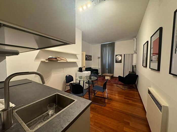 Appartamento bilocale in affitto in Via Mascarella, Irnerio, Bologna