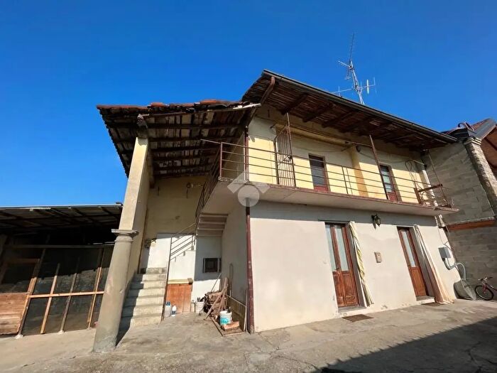 Casa con 5 locali in vendita in Via Roma, Villongo