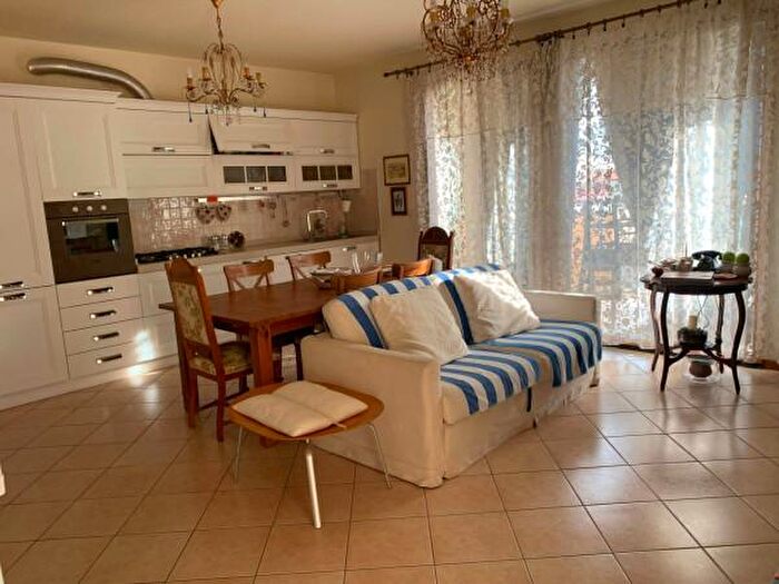 Appartamento trilocale in vendita in Viale Amintore Galli, Riccione