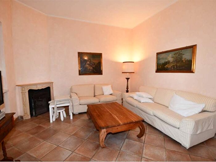 Appartamento con 5 locali in affitto in Centro, Forte dei Marmi