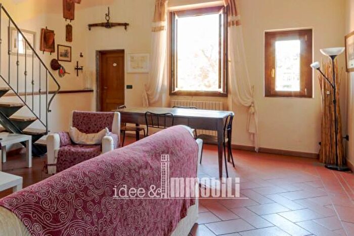 Appartamento con 5 locali in vendita in Piazzale della Porta al Prato, Firenze