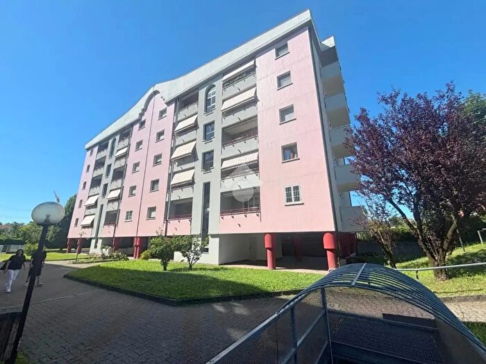 Appartamento quadrilocale in vendita in Via Mazzo, Rho