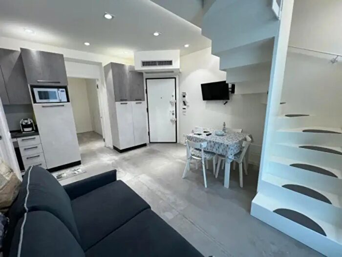 Appartamento trilocale in vendita in Viale Antonio Gramsci, Riccione