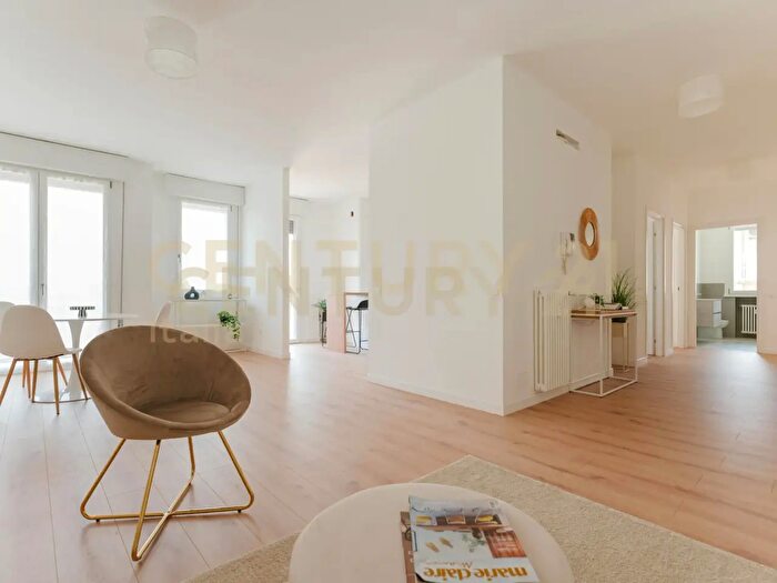 Appartamento con 5 locali in vendita in Viale Monte Grappa, Treviso
