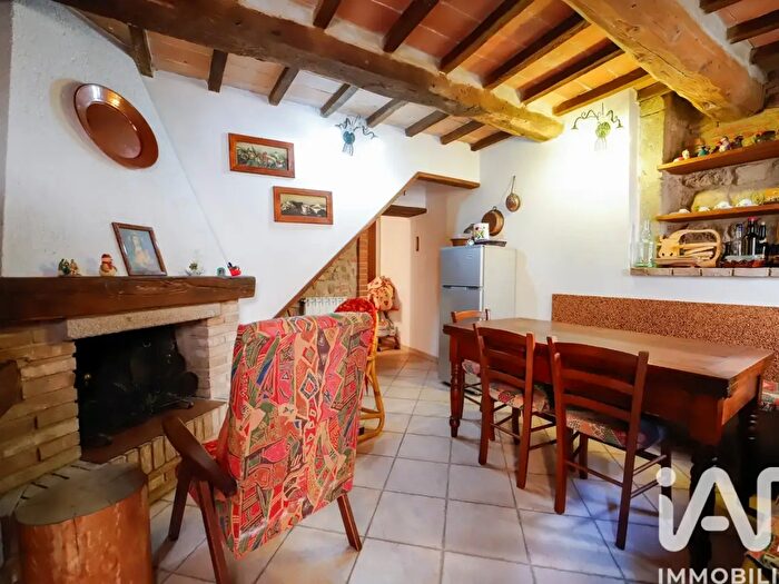 Casa con 6 locali in vendita in Via dei Casoni, Castel Del Piano