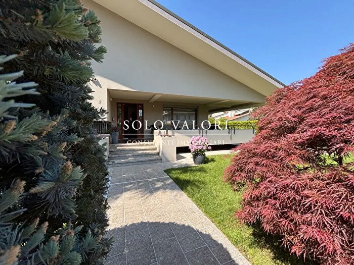 Casa con 6 locali in vendita in Castelfranco Veneto