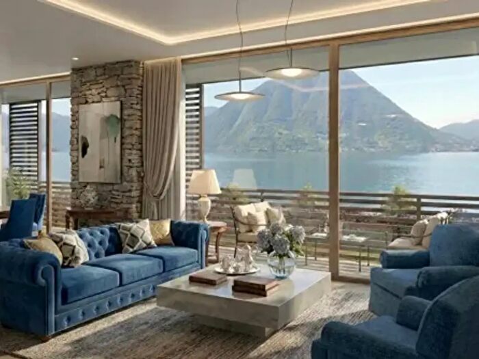 Appartamento quadrilocale in vendita in Sala Comacina