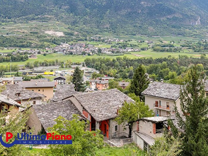 Appartamento bilocale in vendita in Frazione Les Angelins, Sarre