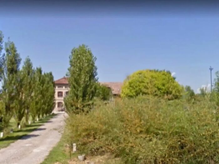 Casa con 7 locali in vendita in Strada Villabella, Giarole