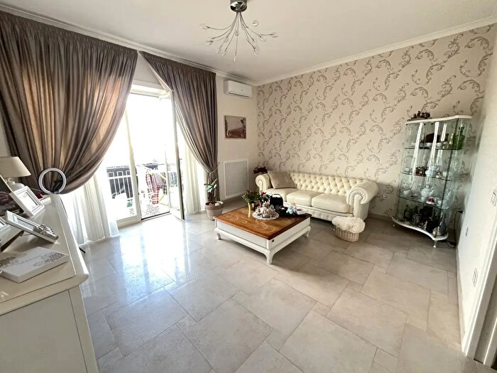 Appartamento quadrilocale in vendita in Via Alessandro Manzoni, Casoria