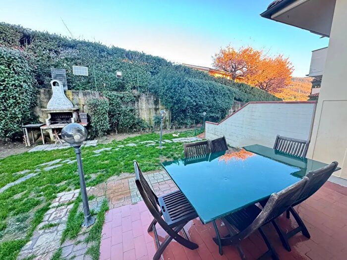 Casa con 5 locali in vendita in Via delle Case, Vaiano