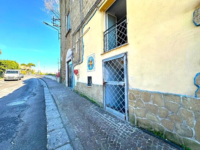 Appartamento bilocale in vendita in Via Castello, Bacoli