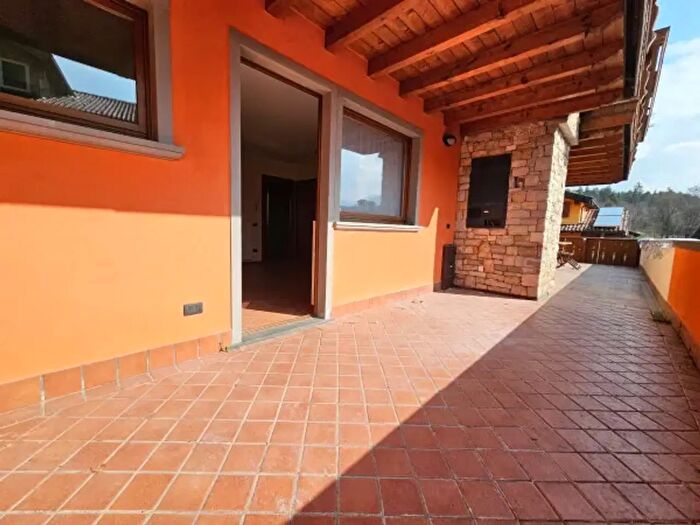 Appartamento bilocale in vendita in Via Milano, Rovetta