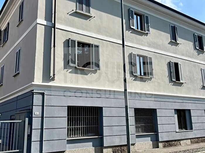 Appartamento bilocale in vendita in Via Federico Confalonieri, Villasanta