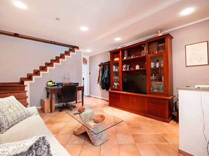 Casa quadrilocale in vendita in Via, Signa