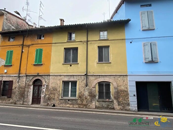 Case in Vendita e in Affitto - 2