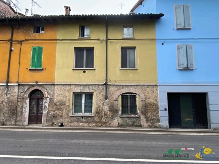 Appartamento bilocale in vendita in Via FCortesi, Sala Baganza