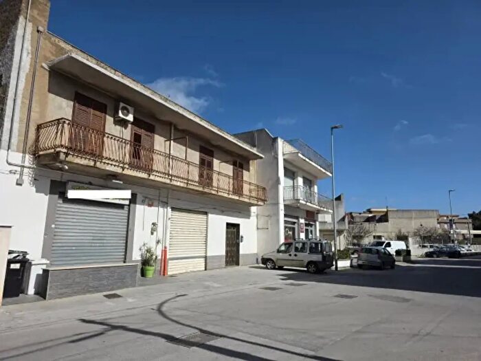 Casa con 6 locali in vendita in Via Omero, Castelvetrano